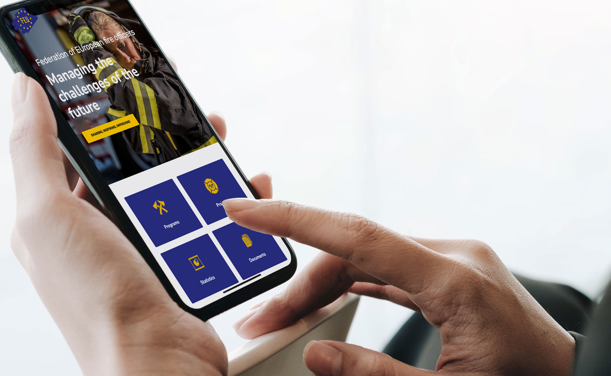 een persoon die in het bezit is van een creditcard